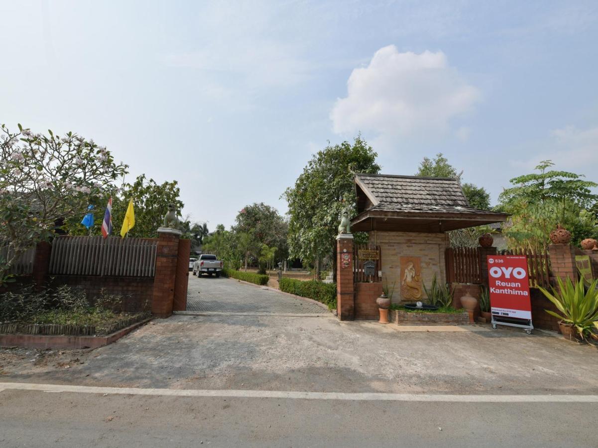 Oyo 536 Reuan Kanthima Ban Laem Chabang Ngoại thất bức ảnh